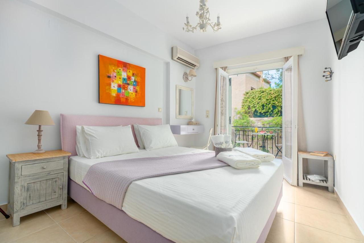 Arolithos Hotel Spetses Town Ngoại thất bức ảnh