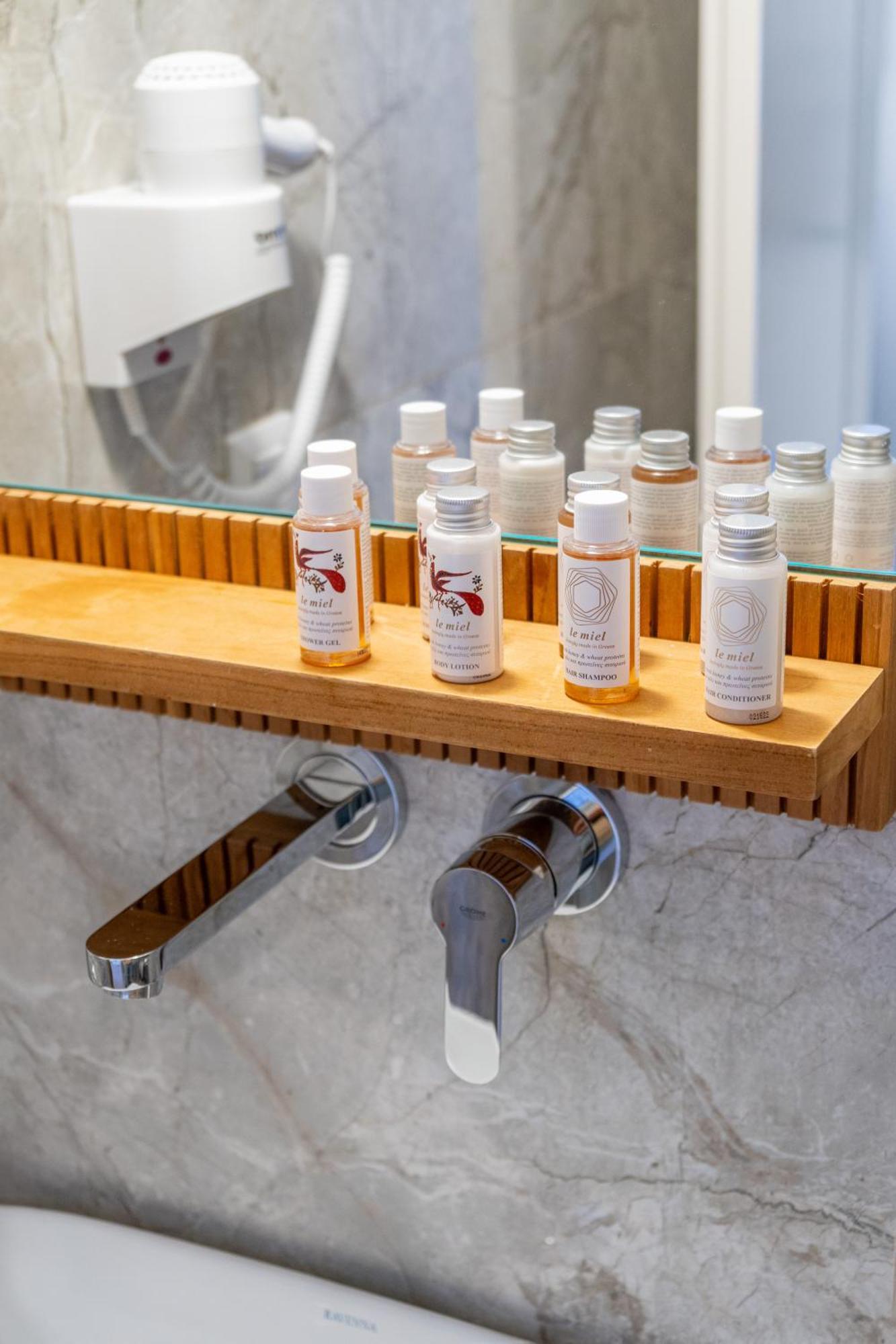 Arolithos Hotel Spetses Town Ngoại thất bức ảnh