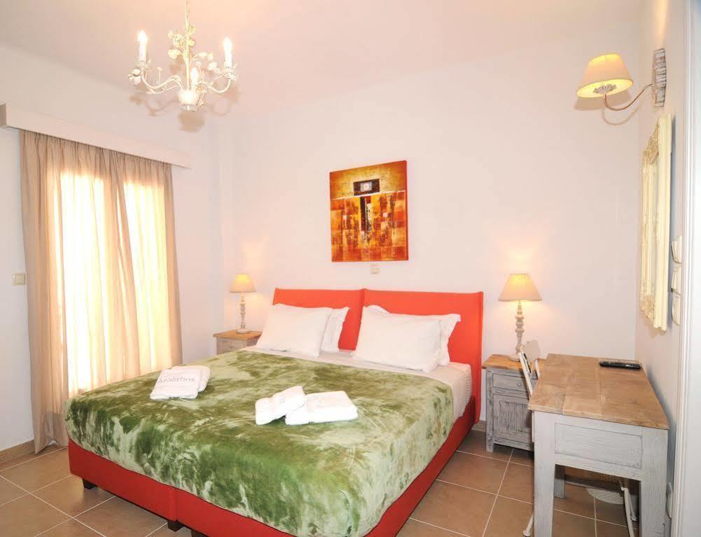 Arolithos Hotel Spetses Town Ngoại thất bức ảnh